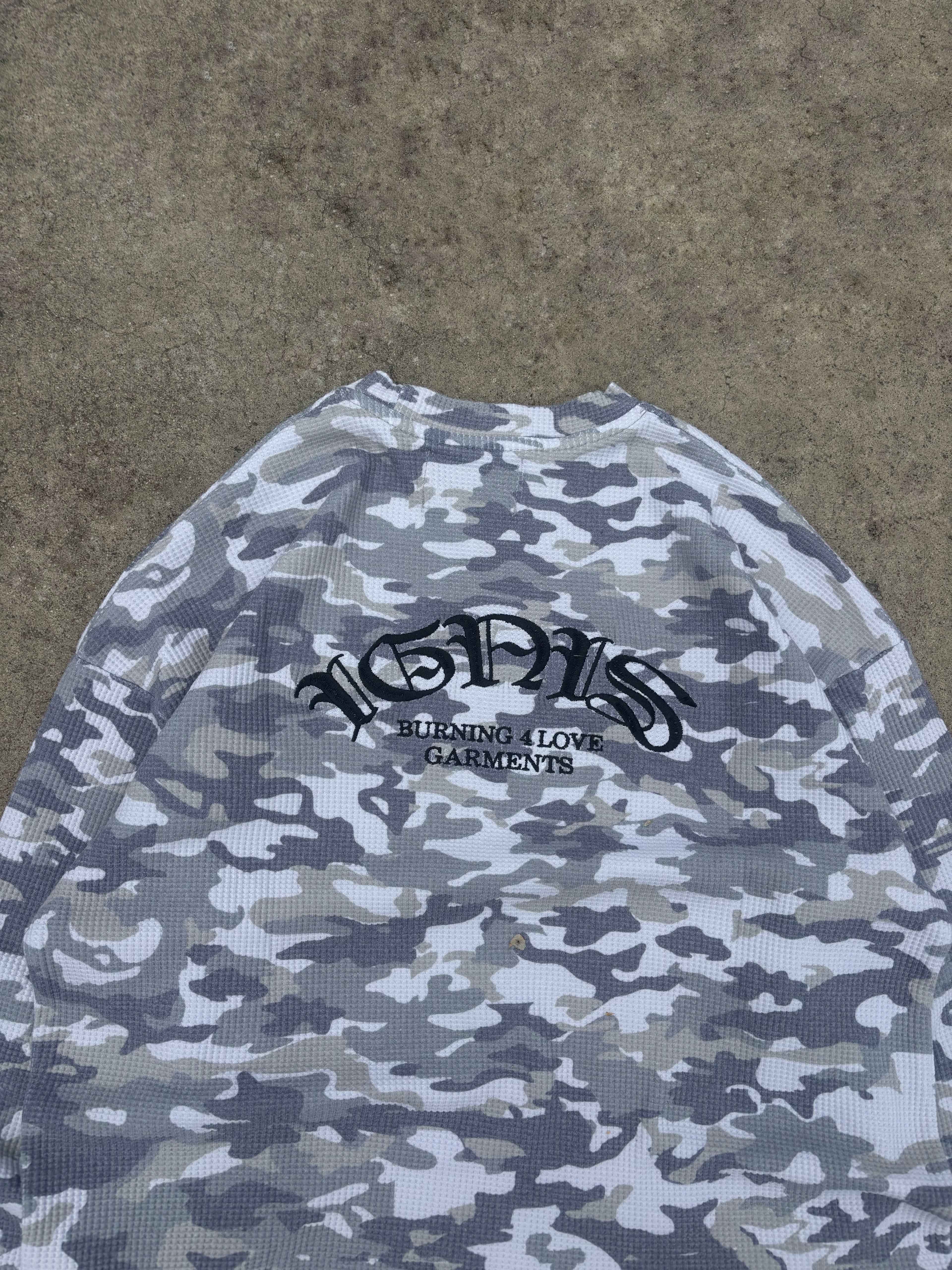 Camo longsleeve