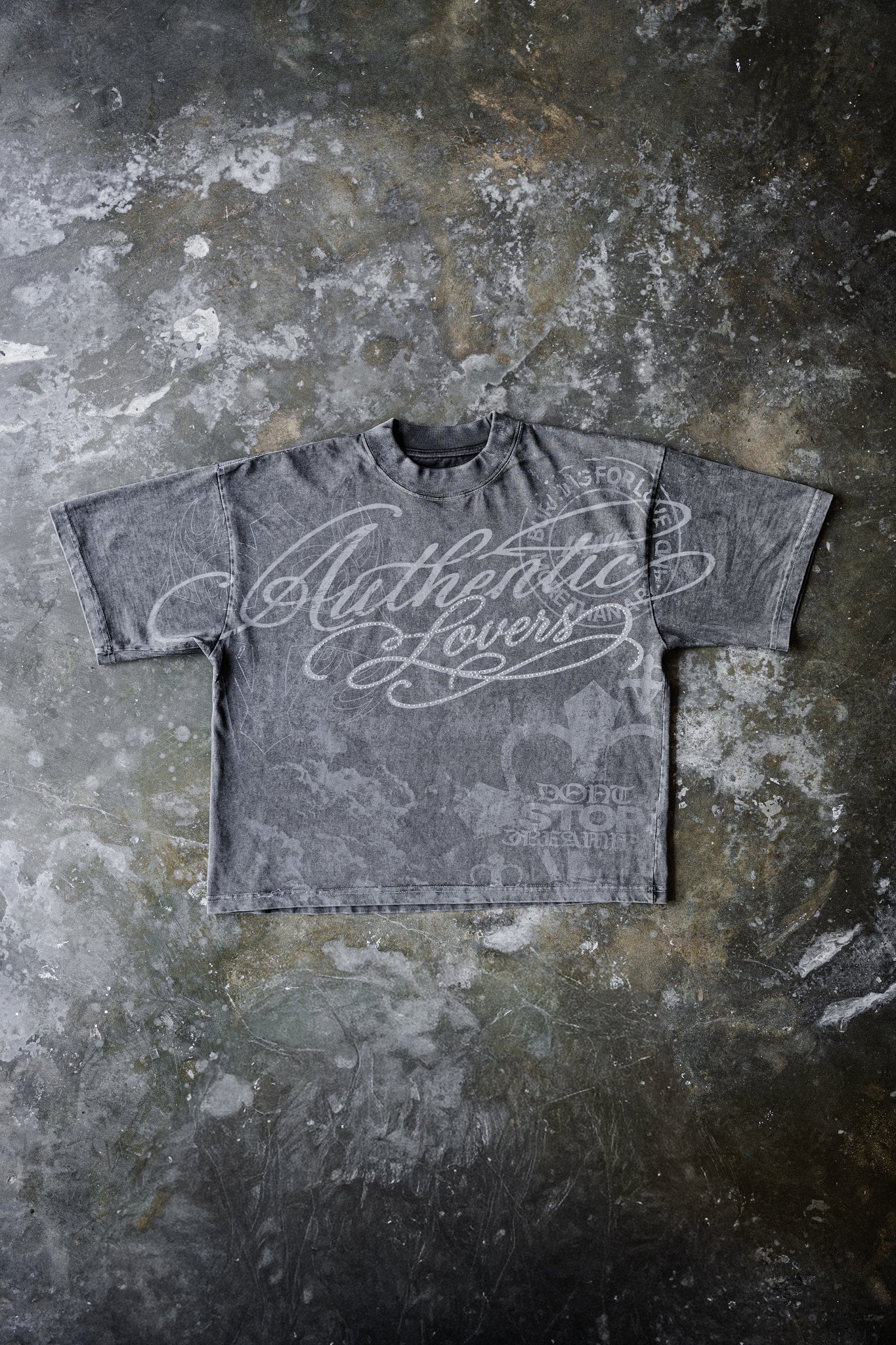 Authentic Lovers T-shirt
