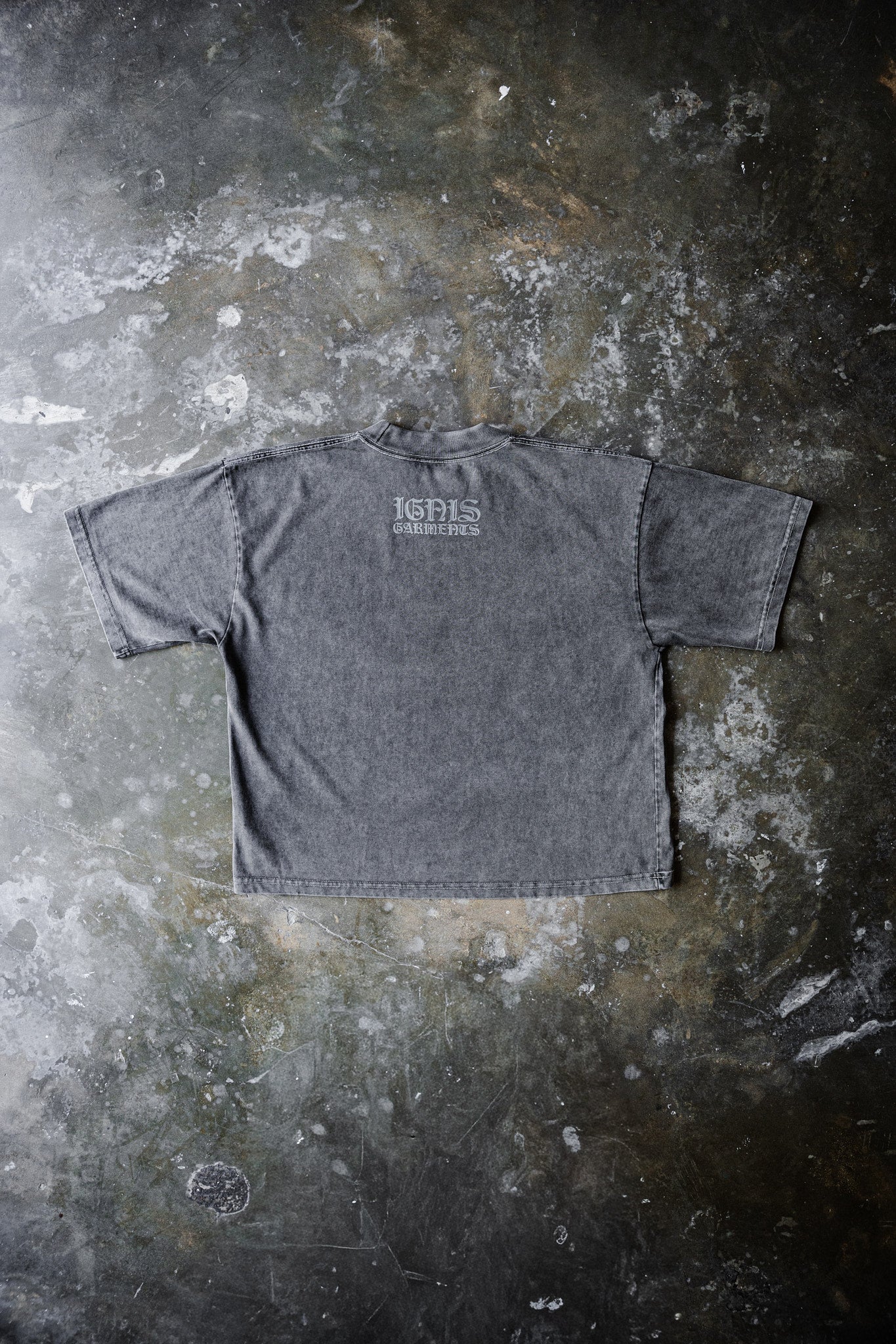 Authentic Lovers T-shirt