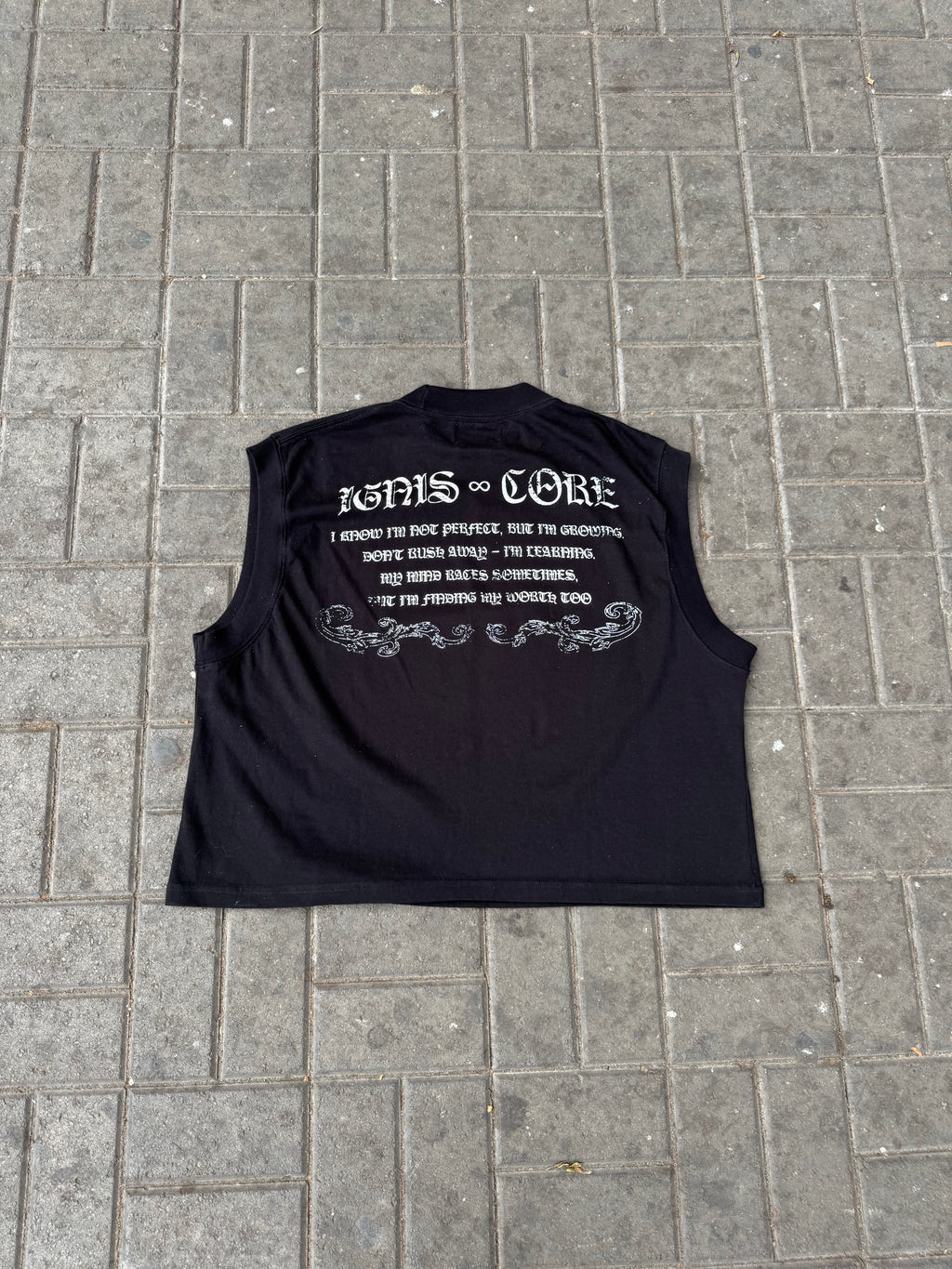 80s heart sleeveless