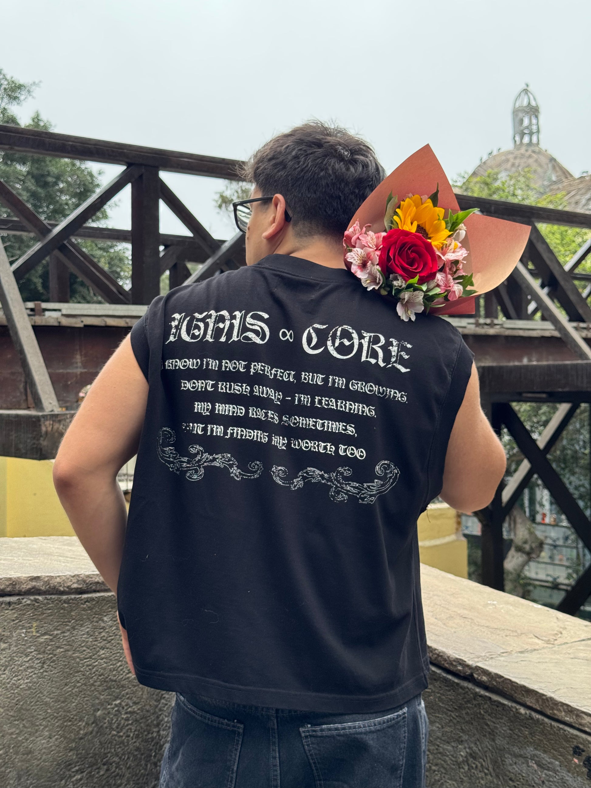 80s heart sleeveless