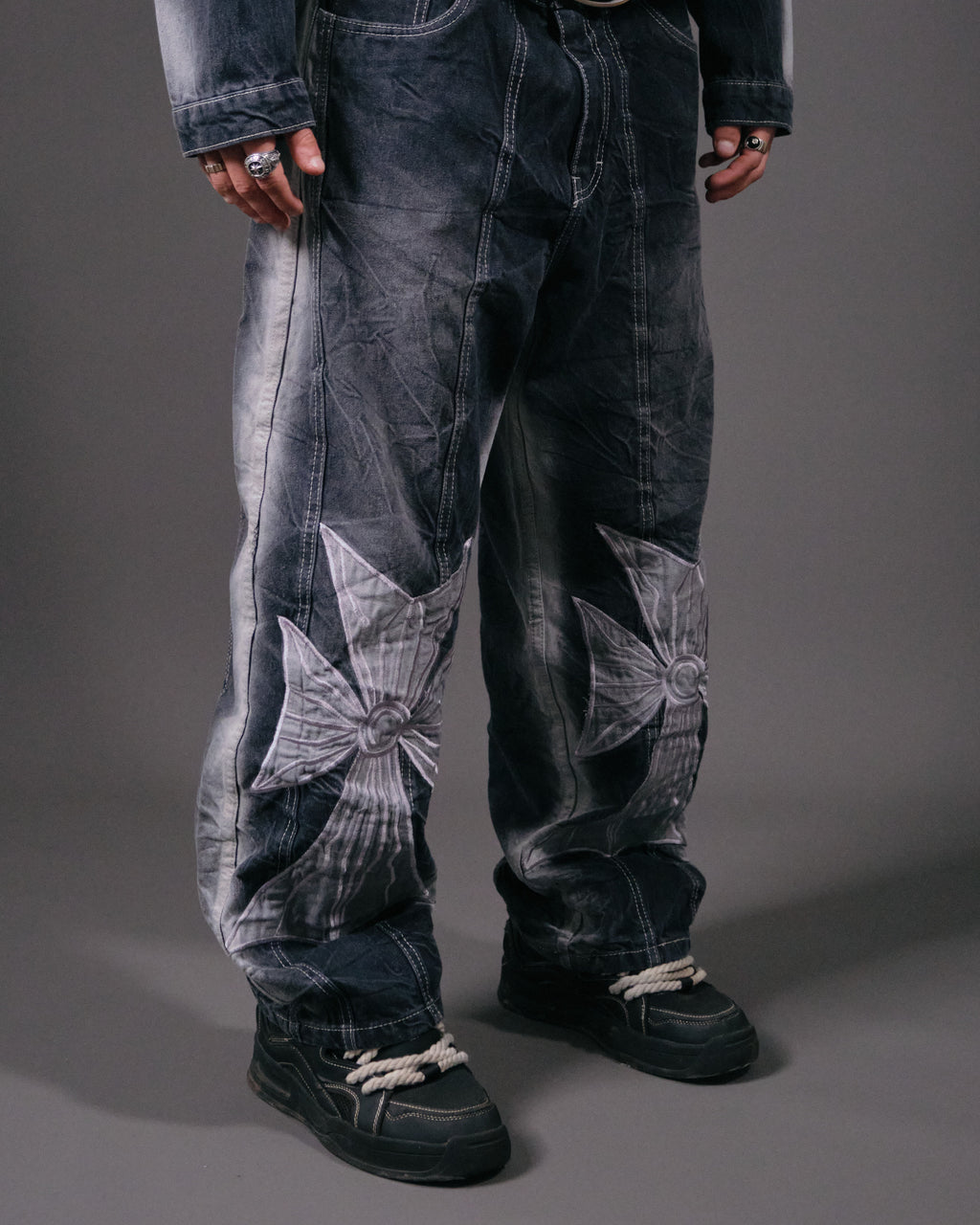 Crossed Pant