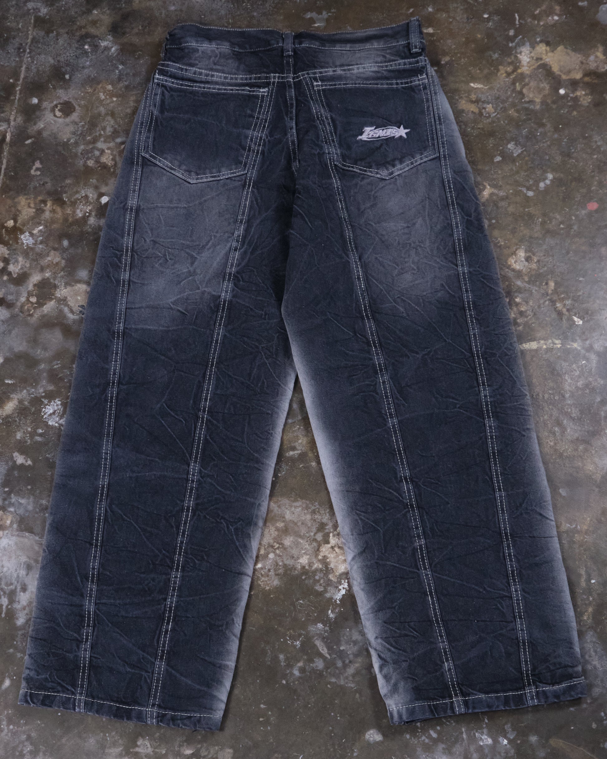 Crossed Pant