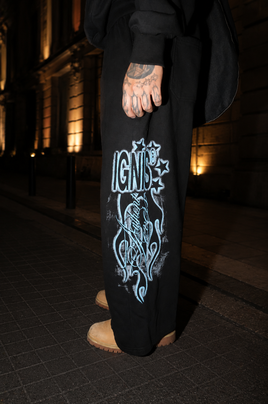 000 jogger